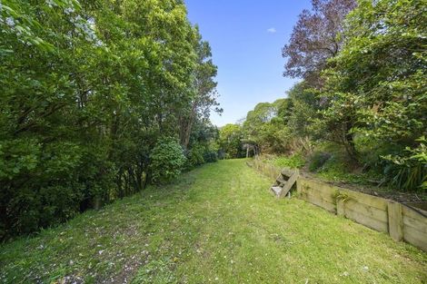 Photo of property in 134 Miromiro Road, Normandale, Lower Hutt, 5010