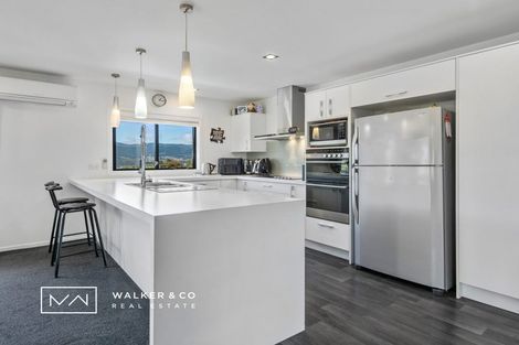 Photo of property in 14 Frankie Stevens Place, Riverstone Terraces, Upper Hutt, 5018
