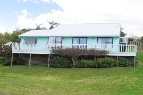 Photo of property in 227 Tukere Drive, Whangamata, 3620