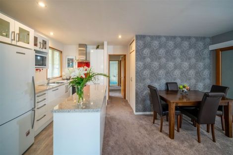 Photo of property in 215 Wairakei Road, Bryndwr, Christchurch, 8053