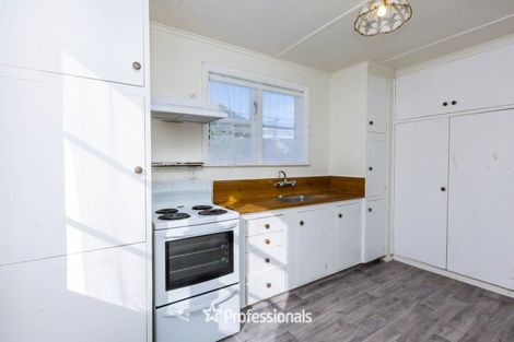 Photo of property in 17 Peck Street, Taita, Lower Hutt, 5011
