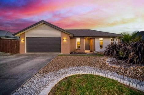 Photo of property in 8 Dornal Place, Pokeno, 2402
