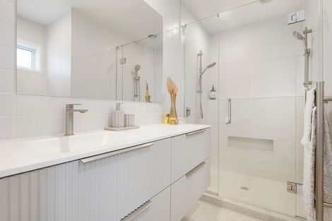 Photo of property in 5a Spur Avenue, Mount Maunganui, 3116