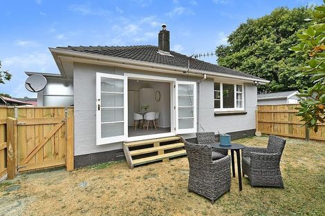 Photo of property in 368f1- Fergusson Drive, Heretaunga, Upper Hutt, 5018