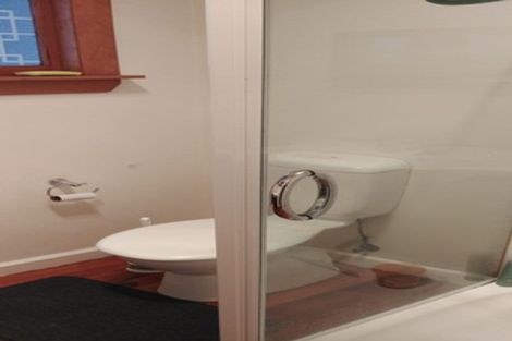 Photo of property in 35 Memorial Avenue, Ilam, Christchurch, 8053
