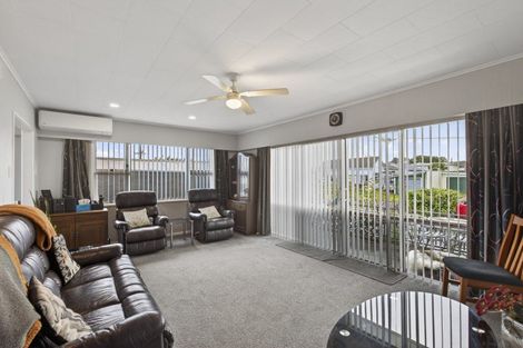 Photo of property in 7a Blake Street, Waitara, 4320