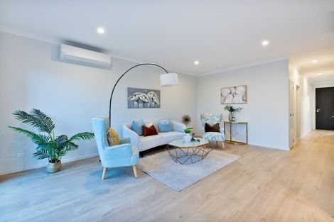 Photo of property in 27 Morus Road, Massey, Auckland, 0614