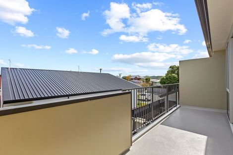 Photo of property in 2/19 Cameron Street, Sydenham, Christchurch, 8023