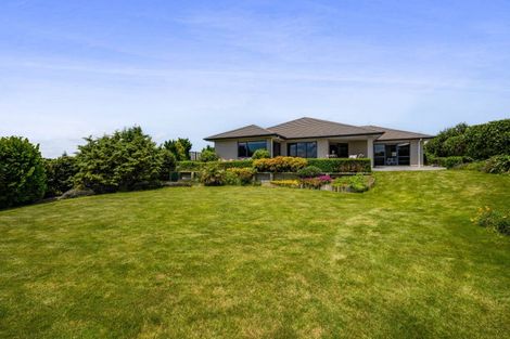 Photo of property in 3 Larlin Heights, Hawera, 4675