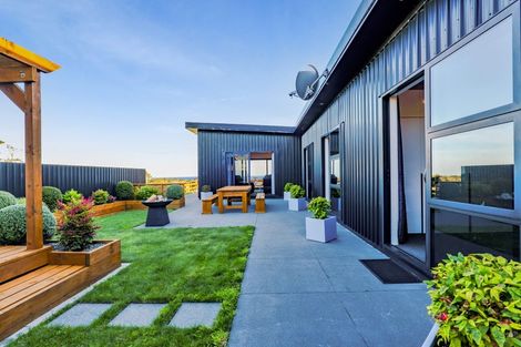 Photo of property in 1202 Frankley Road, Hurworth, New Plymouth, 4371