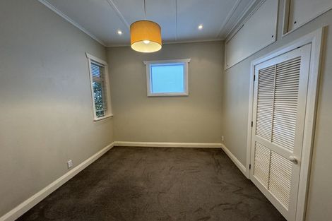 Photo of property in 29 Maida Vale Road, Roseneath, Wellington, 6011