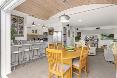 Photo of property in 128 Muricata Avenue, Mount Maunganui, 3116