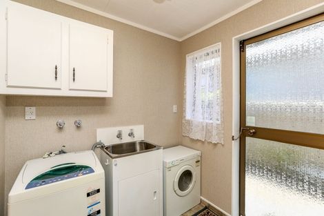 Photo of property in 13 Karamu Street, Strandon, New Plymouth, 4312