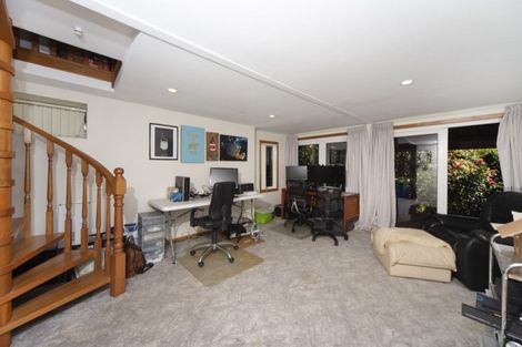 Photo of property in 69 Kohu Road, Titirangi, Auckland, 0604