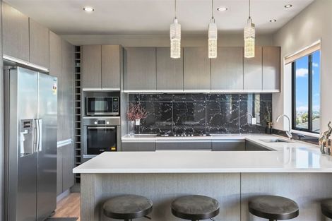 Photo of property in 238 Sturges Road, Henderson, Auckland, 0612