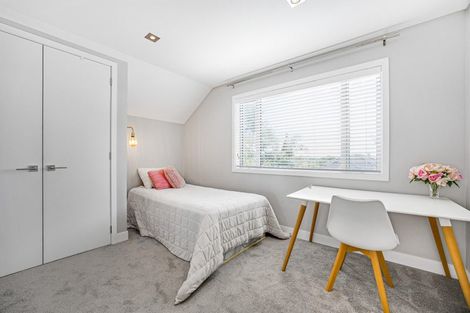 Photo of property in 28b Bluefin Way, West Harbour, Auckland, 0618