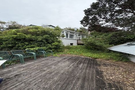 Photo of property in 62 Kelburn Parade, Kelburn, Wellington, 6012