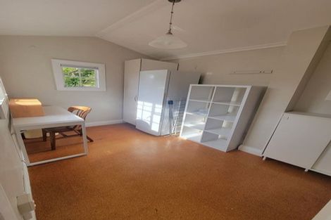 Photo of property in 212 Barnard Street, Wadestown, Wellington, 6012