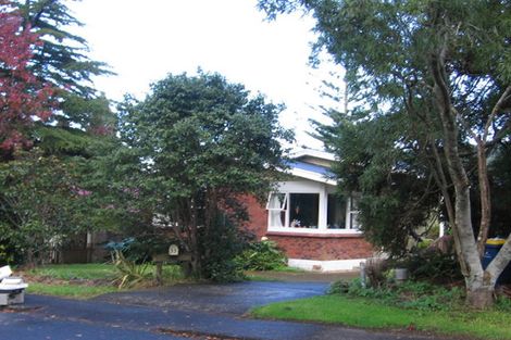 Photo of property in 33 Rimutaka Place, Titirangi, Auckland, 0604