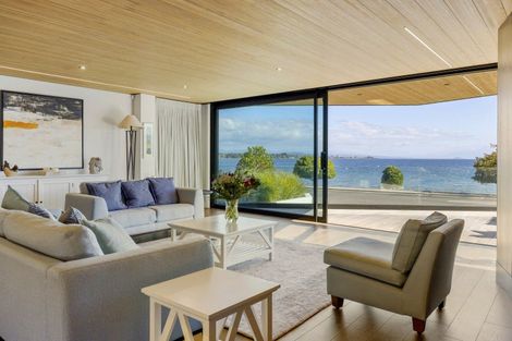 Photo of property in 2 Pataka Road, Taupo, 3330