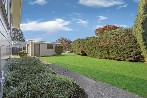 Photo of property in 47 Claverdon Drive, Massey, Auckland, 0614