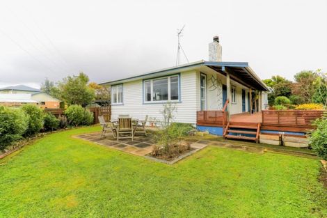 Photo of property in 32 East Road, Shannon, 4821