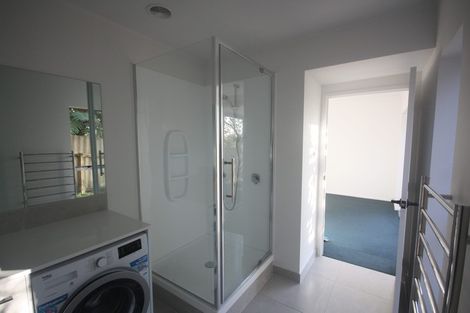 Photo of property in 3/104 East Coast Road, Forrest Hill, Auckland, 0620