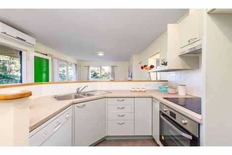 Photo of property in 1/9 Selwyn Avenue, Glen Eden, Auckland, 0602