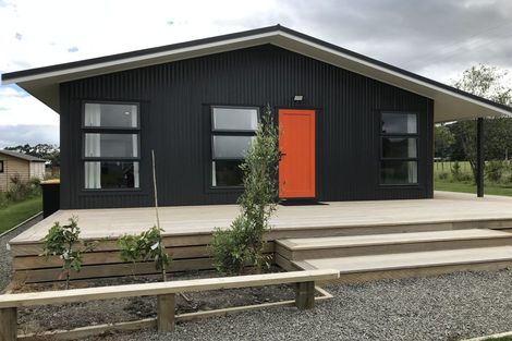 Photo of property in 2 Ataahua Place, Featherston, 5710