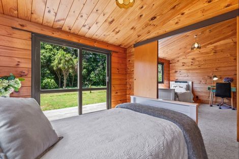 Photo of property in 277 North Manakau Road, Manakau, Levin, 5573