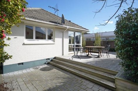 Photo of property in 420 Memorial Avenue, Burnside, Christchurch, 8053
