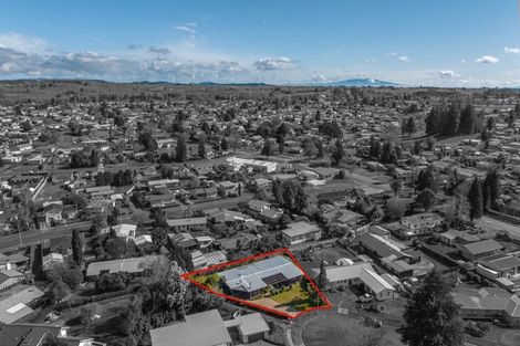 Photo of property in 8 Benmohr Place, Tokoroa, 3420