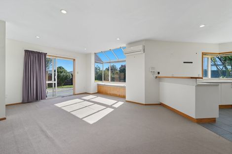 Photo of property in 4 Teal Close, Woolston, Christchurch, 8023