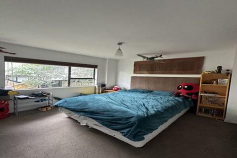 Photo of property in 46 Masterton Road, Rothesay Bay, Auckland, 0630