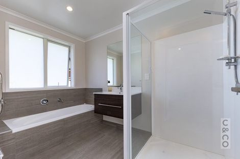Photo of property in 7 Orchard Terrace, Riverhead, 0820