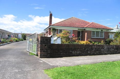 Photo of property in 10a Hillcrest Road, Papatoetoe, Auckland, 2025