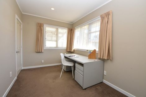 Photo of property in 60 Kuratawhiti Street, Greytown, 5712