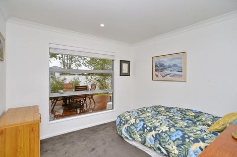 Photo of property in 32 Te Whenu Crescent, Marshland, Christchurch, 8083