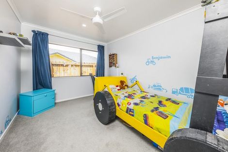 Photo of property in 30 Saralee Drive, Manurewa, Auckland, 2105