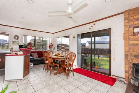 Photo of property in 10 Maclaurin Street, Dannevirke, 4930