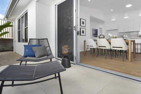 Photo of property in 51 Booker Drive, Tuakau, 2121