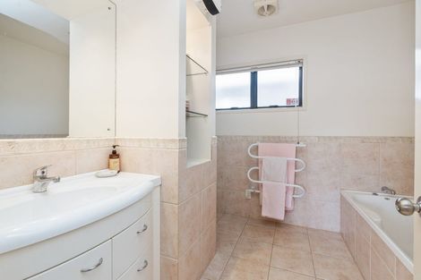 Photo of property in 1 Richmond Street, Te Kamo, Whangarei, 0112