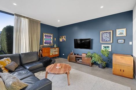 Photo of property in 30 Bayly Road, Moturoa, New Plymouth, 4310