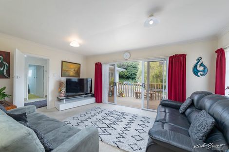 Photo of property in 20 Mahoe Street, Tawa, Wellington, 5028