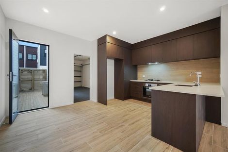 Photo of property in 8 Arapapa Road, Papakura, 2110