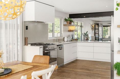 Photo of property in 13a Tui Street, Mount Maunganui, 3116