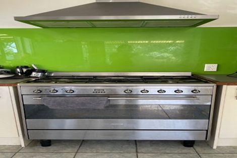 Photo of property in 138 Mokoia Road, Chatswood, Auckland, 0626