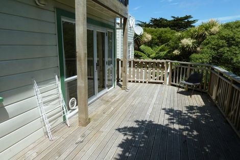 Photo of property in 121 Kelburn Parade, Kelburn, Wellington, 6012