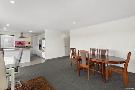 Photo of property in 19 Mcgowan Rise, Tuakau, 2121
