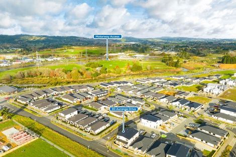 Photo of property in 30 Auranga Drive, Karaka, 2113